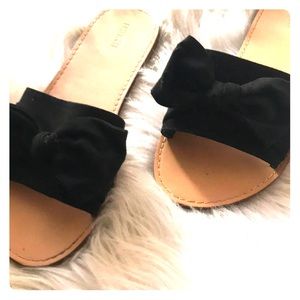Forever 21 Black Sandals